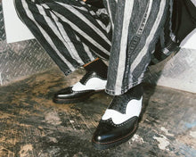 Load image into Gallery viewer, Black &amp; White Leather Pointed T.U.K. RED Wingtip
